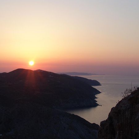 Anima Apartments Folegandros Town ภายนอก รูปภาพ