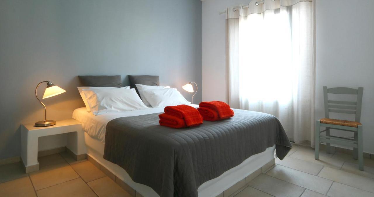 Anima Apartments Folegandros Town ภายนอก รูปภาพ