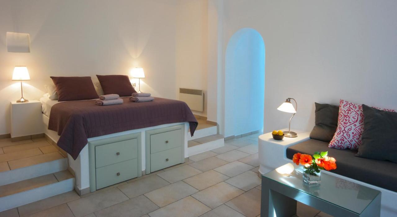 Anima Apartments Folegandros Town ภายนอก รูปภาพ