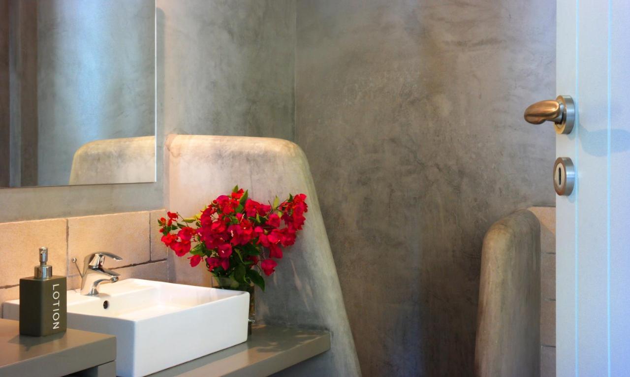 Anima Apartments Folegandros Town ภายนอก รูปภาพ