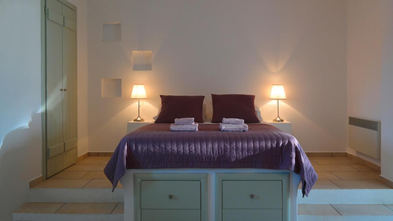 Anima Apartments Folegandros Town ภายนอก รูปภาพ